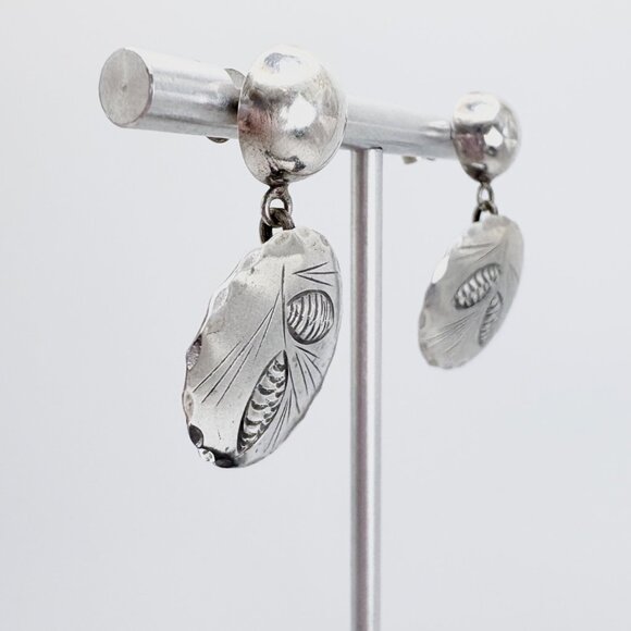NYE Sterling Silver 925 Embossed Wheat Design Dangle Earrings Size 1.25" Length - Picture 2 of 9